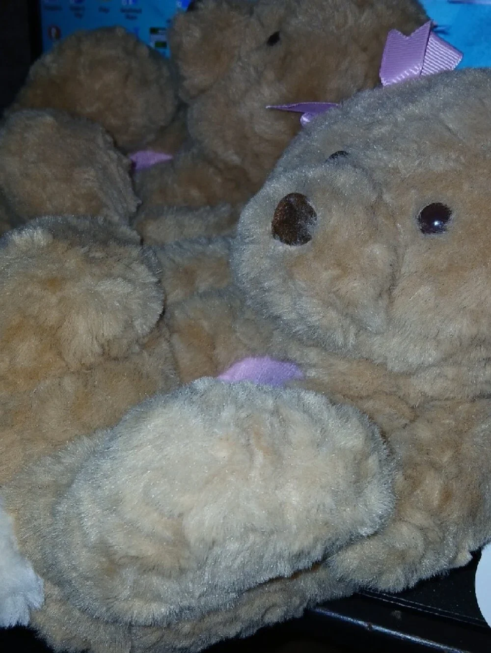 Plush Fuzzy Teddy Indoor Slippers in Light Tan - Size 11-12 (Kids)